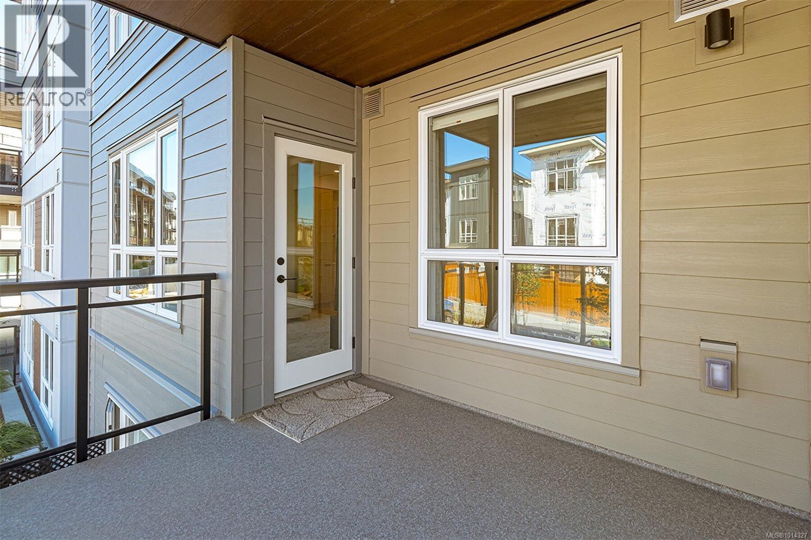 202S 3564B Ryder Hesjedal Way, Colwood