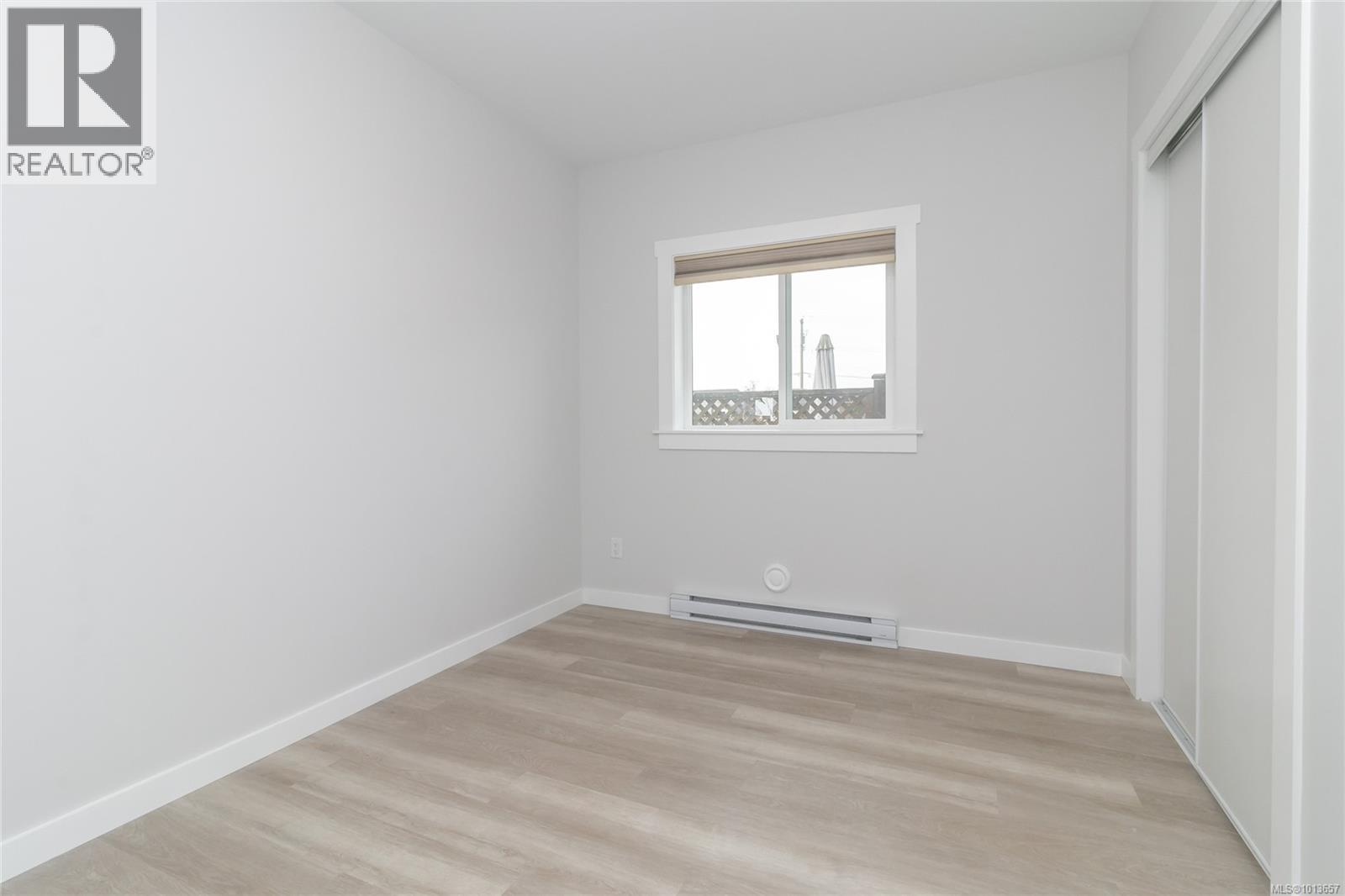 2189A &2189B Amelia Ave, Sidney