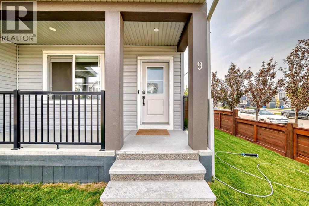 Single Family House for Sale in  Sage Hill Path NW Sage Hill Calgary 
