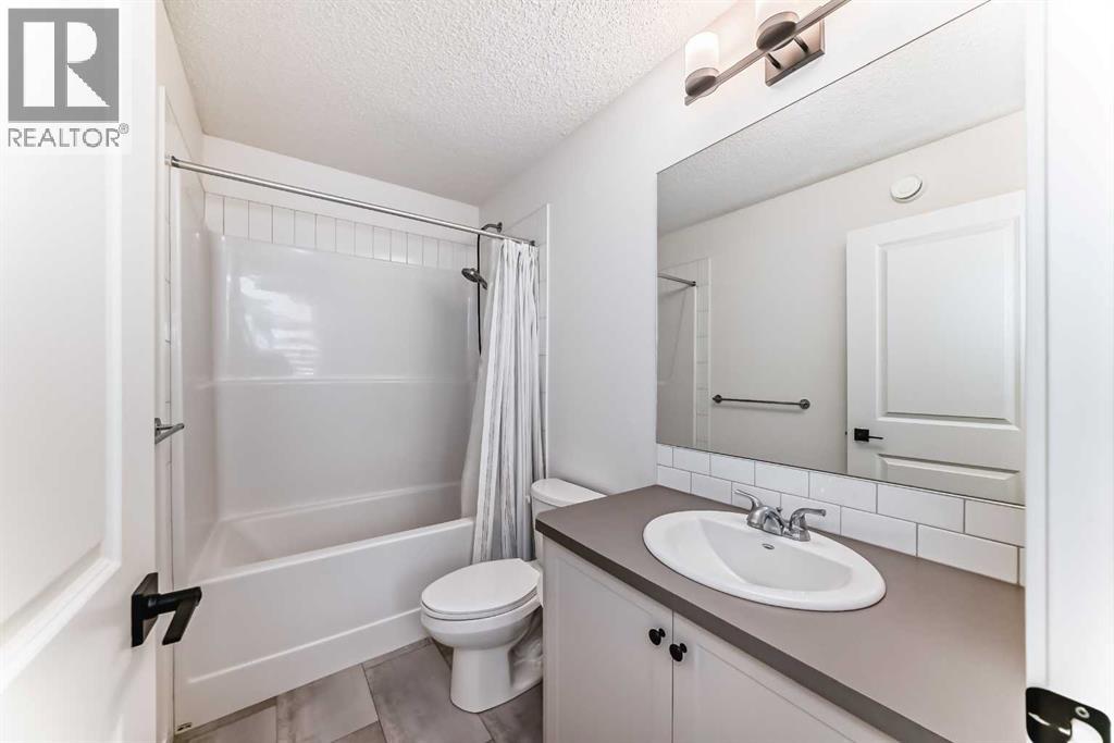 Single Family House for Sale in  Sage Hill Path NW Sage Hill Calgary 