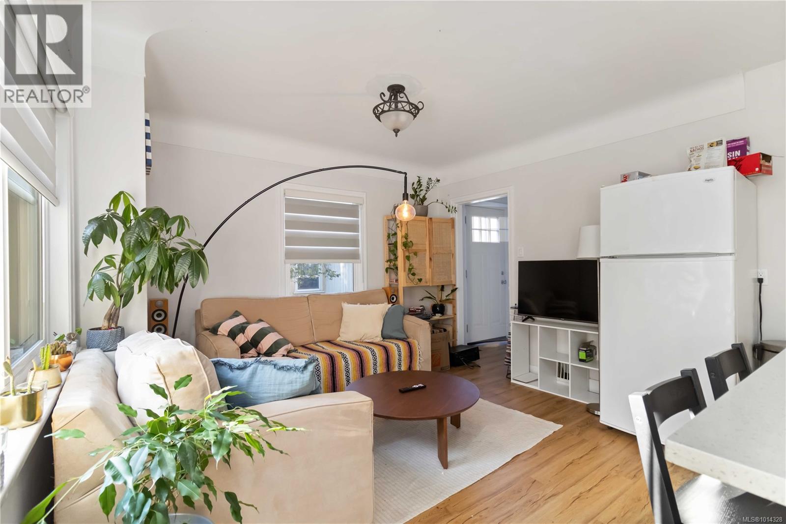 3104-3106 Richmond Rd, Saanich
