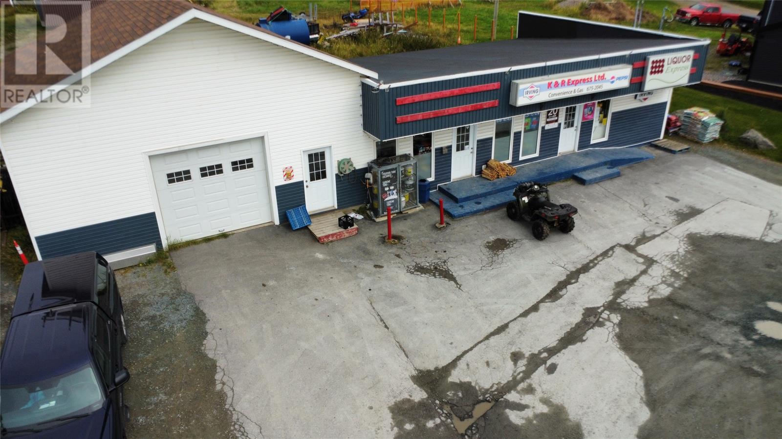 Retail opportunity exterior