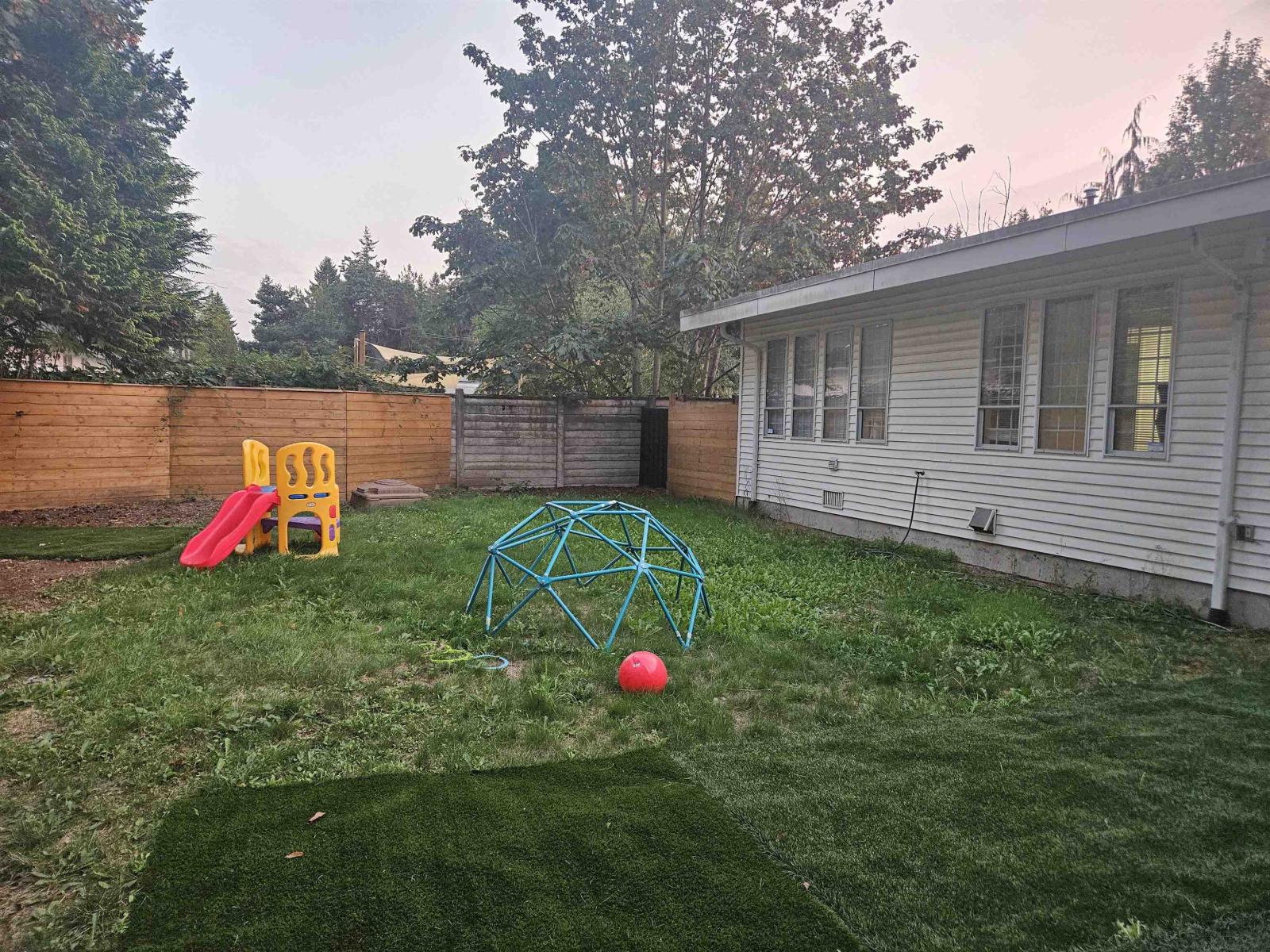 20040 40A AVENUE, Langley