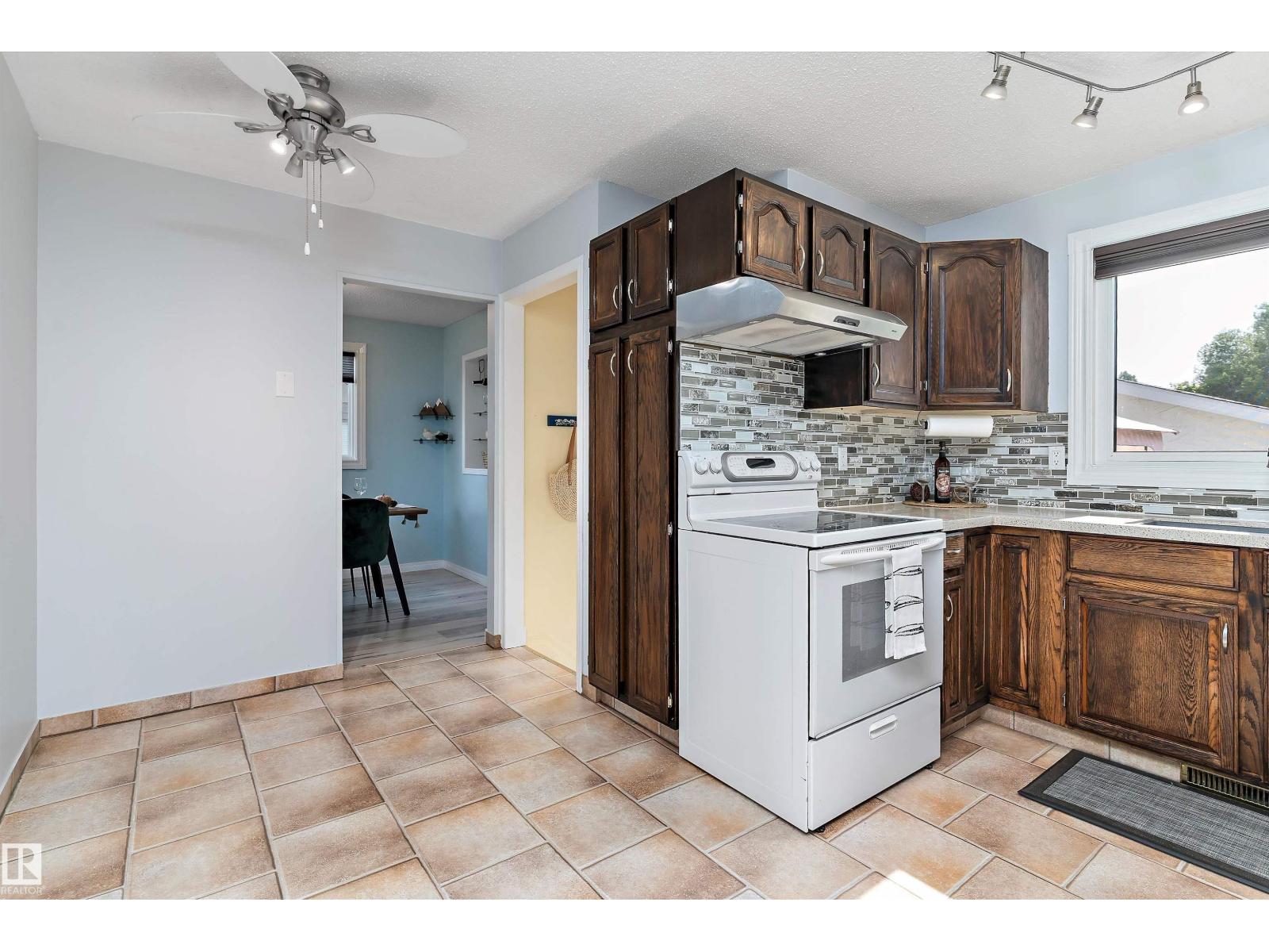 114 BROOKWOOD DR, Spruce Grove