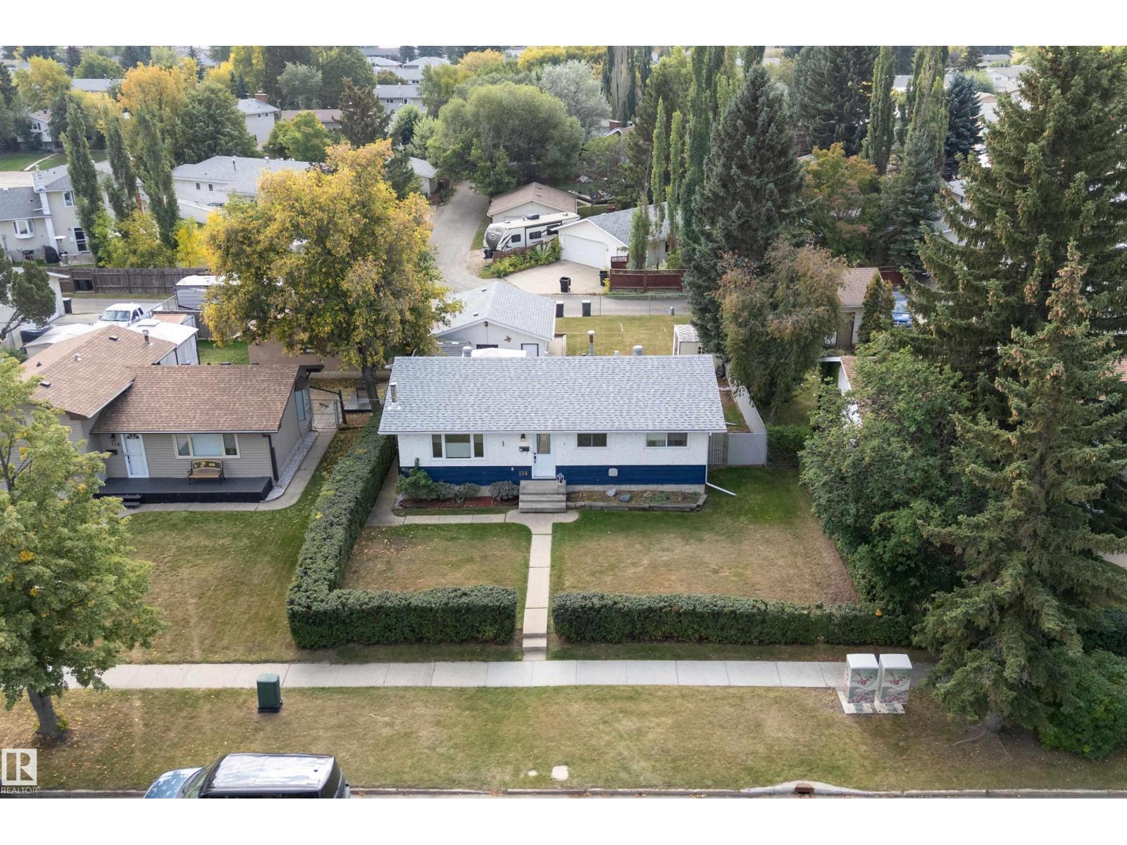 114 BROOKWOOD DR, Spruce Grove