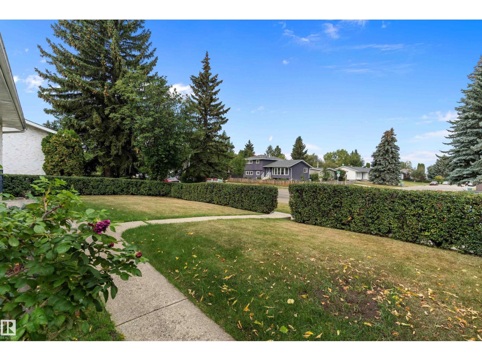 114 BROOKWOOD DR, Spruce Grove