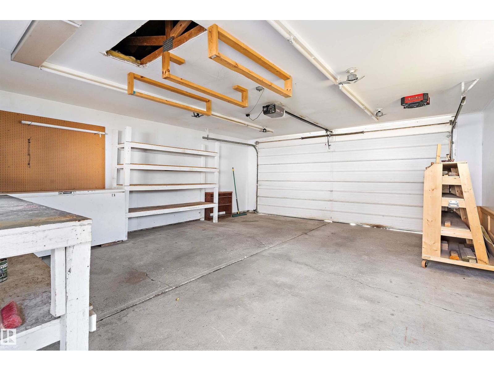 114 BROOKWOOD DR, Spruce Grove