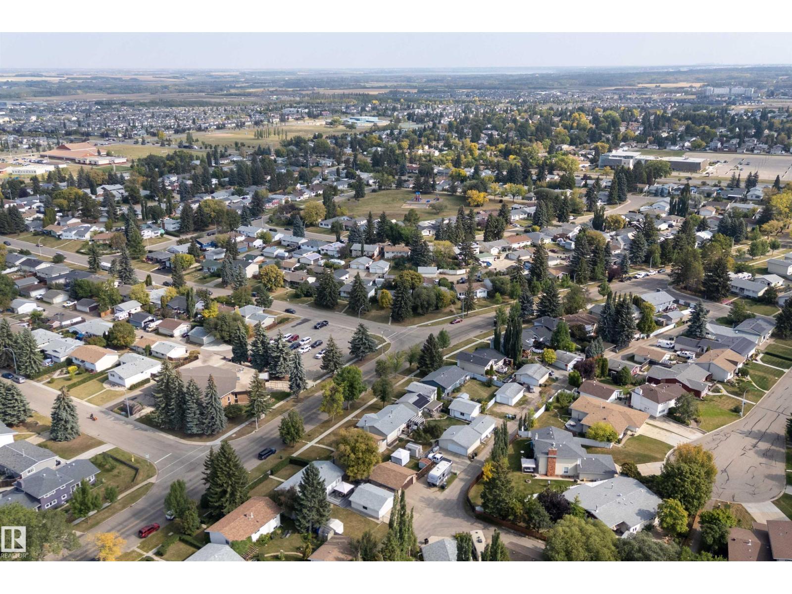 114 BROOKWOOD DR, Spruce Grove