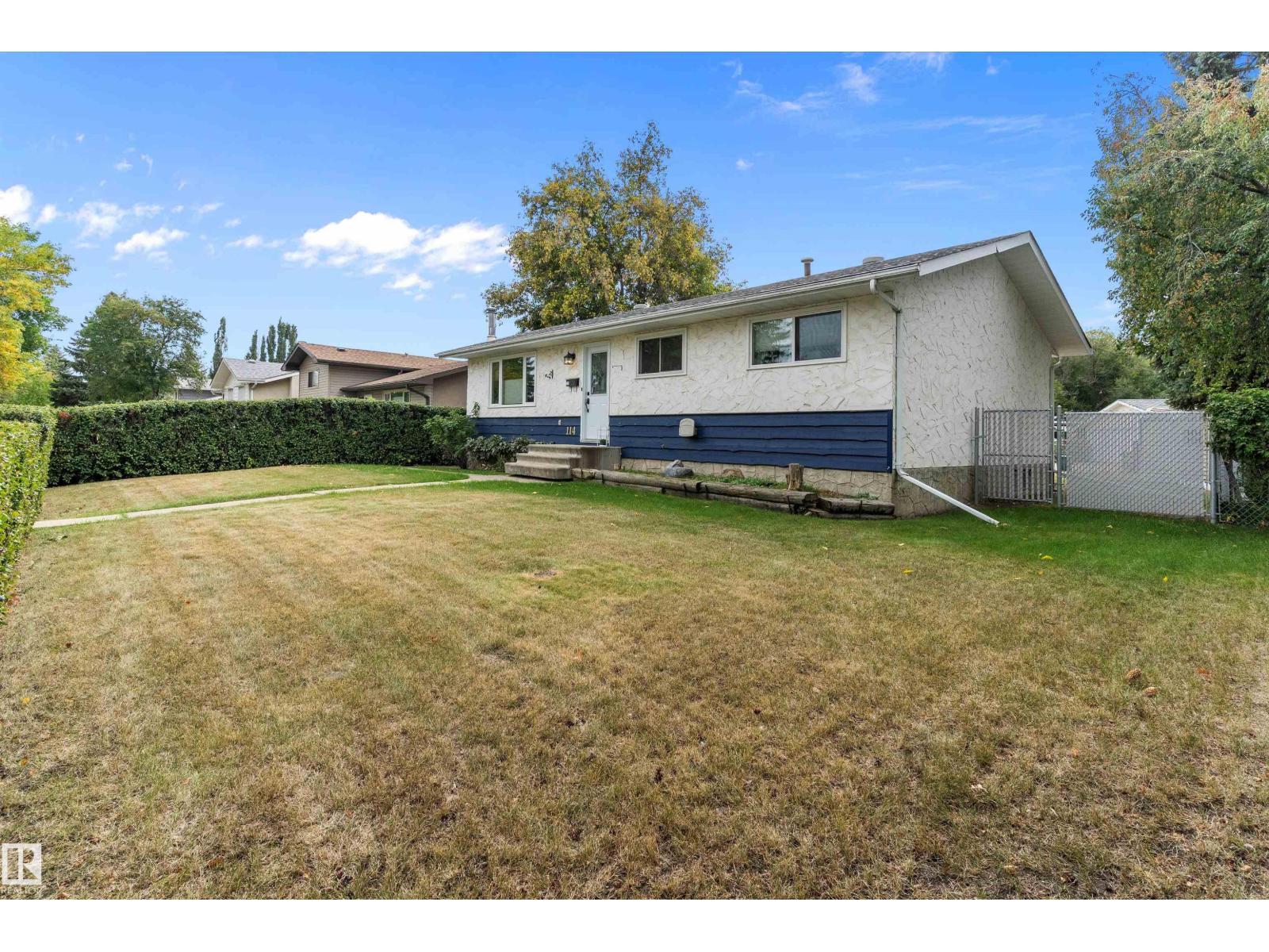 114 BROOKWOOD DR, Spruce Grove