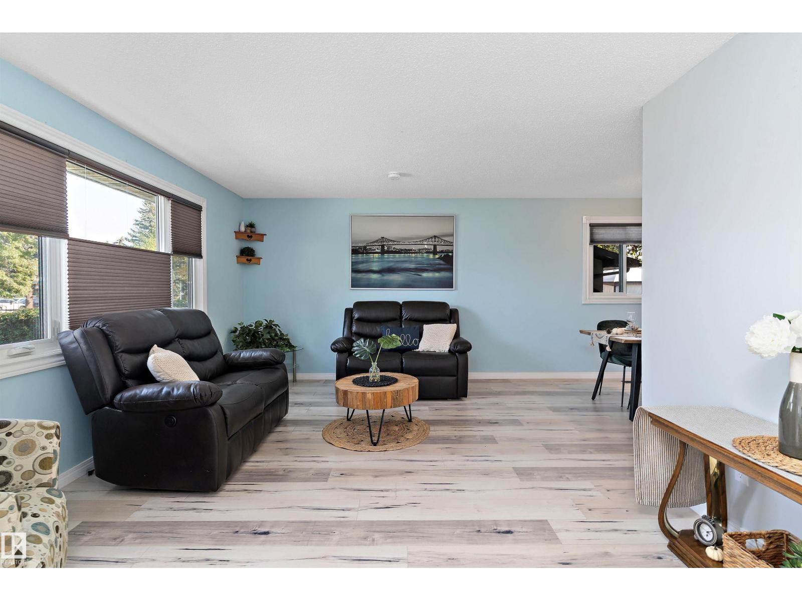 114 BROOKWOOD DR, Spruce Grove