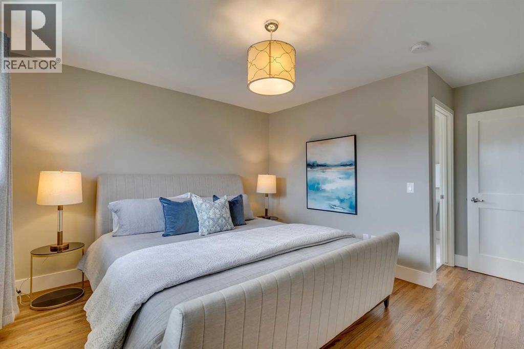 Single Family House 4 Level for Sale in   Street SW Wildwood Calgary 