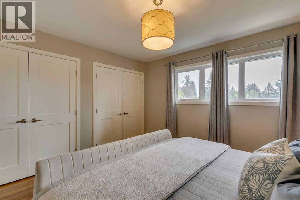 Single Family House 4 Level for Sale in   Street SW Wildwood Calgary 