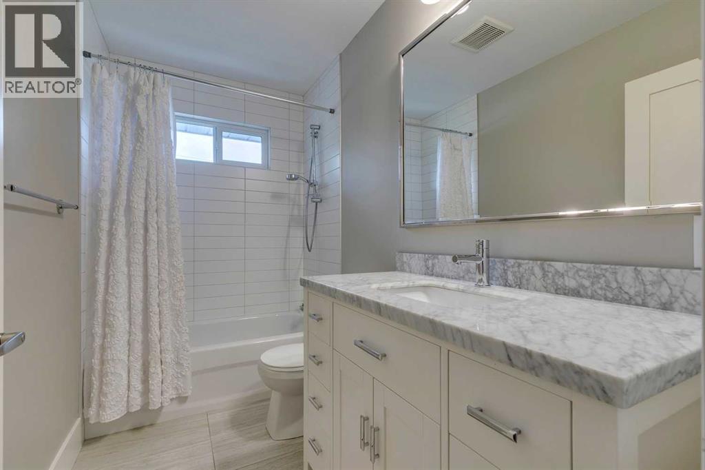 Single Family House 4 Level for Sale in   Street SW Wildwood Calgary 