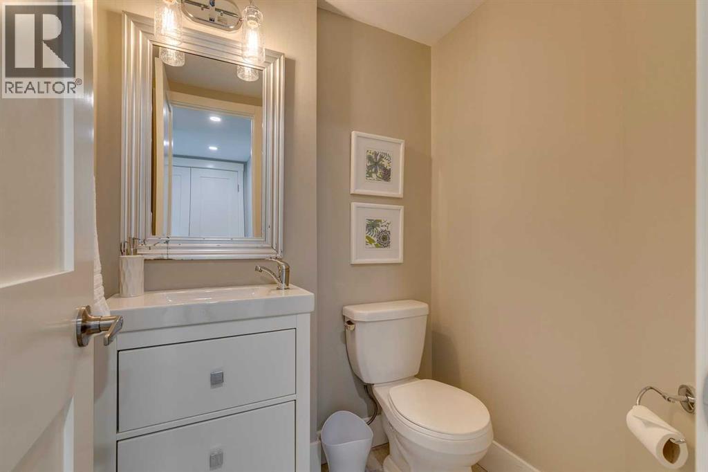 Single Family House 4 Level for Sale in   Street SW Wildwood Calgary 