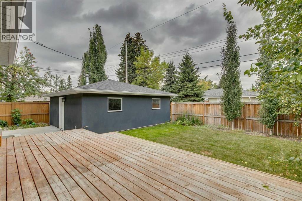 Single Family House 4 Level for Sale in   Street SW Wildwood Calgary 