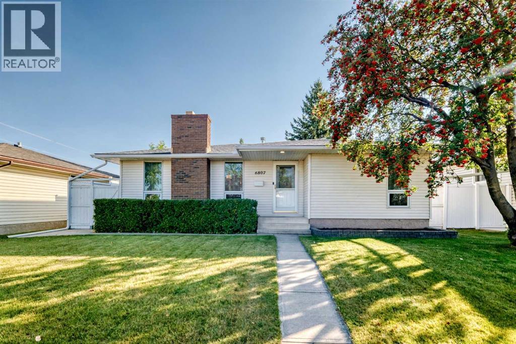 Single Family House Bungalow for Sale in   Avenue NE Pineridge Calgary 
