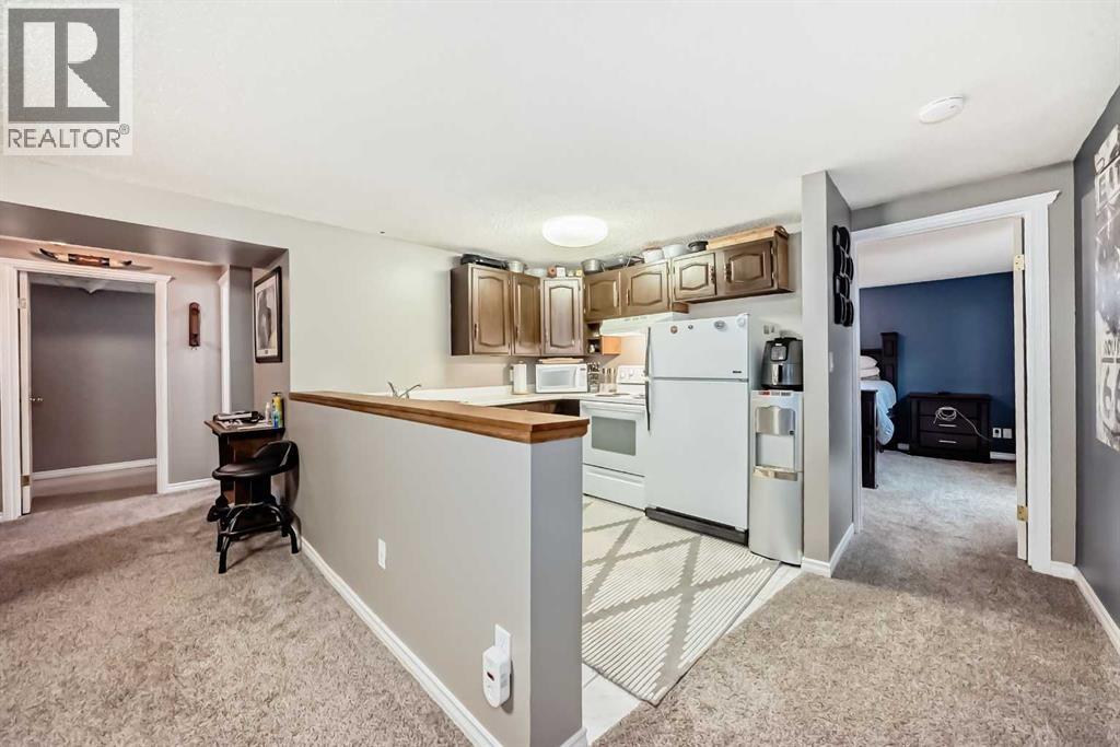 Single Family House Bungalow for Sale in   Avenue NE Pineridge Calgary 