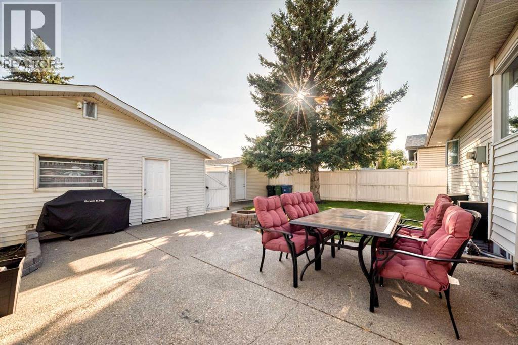 Single Family House Bungalow for Sale in   Avenue NE Pineridge Calgary 