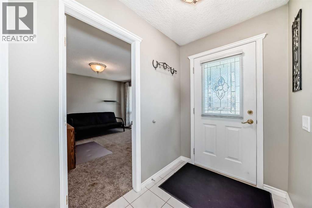 Single Family House Bungalow for Sale in   Avenue NE Pineridge Calgary 