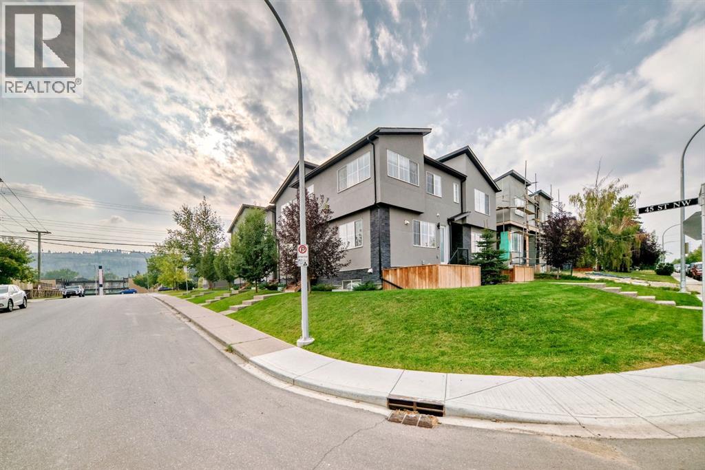 Single Family House for Sale in   Street NW Montgomery Calgary 