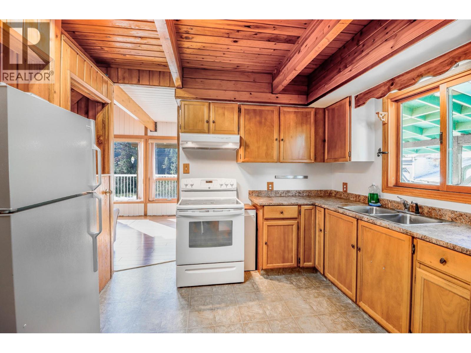 1377 PAUL Road, Kimberley