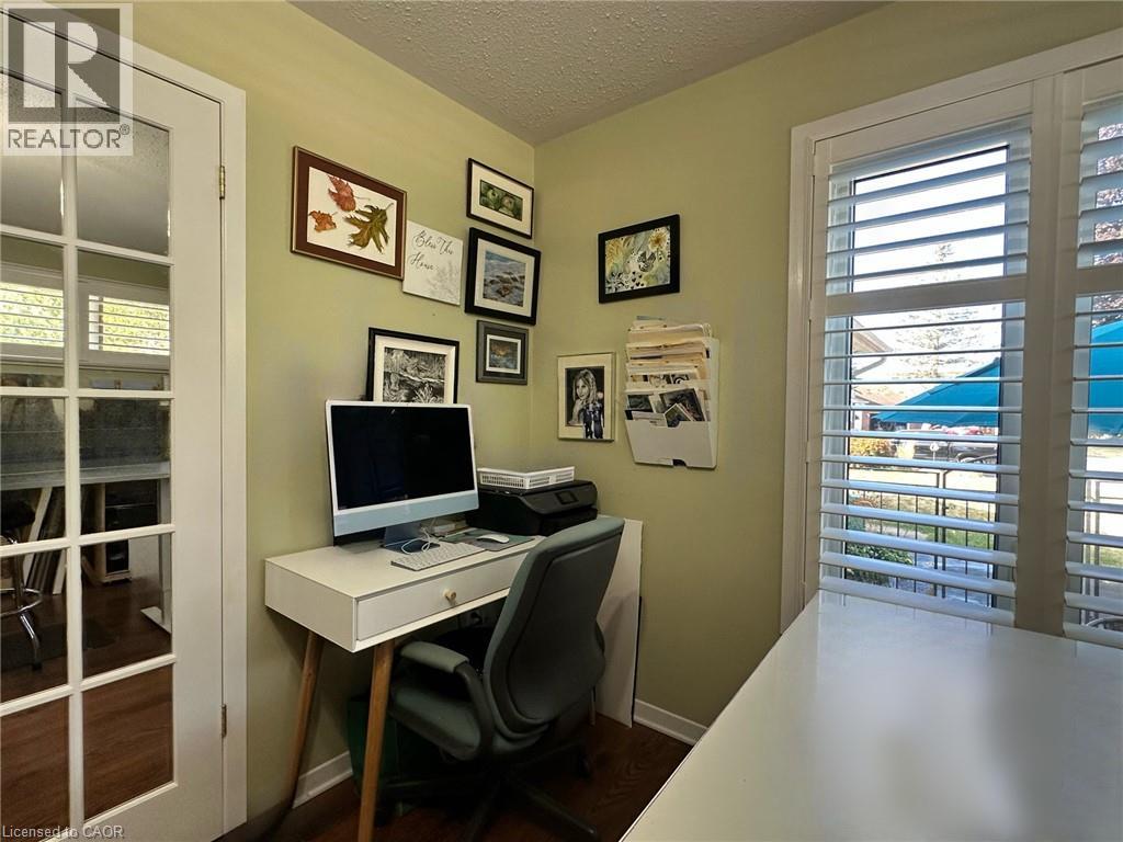 102 JARRETT Place - 8