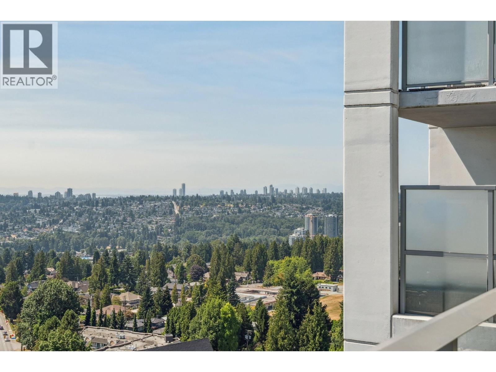 1905 958 RIDGEWAY AVENUE, Coquitlam