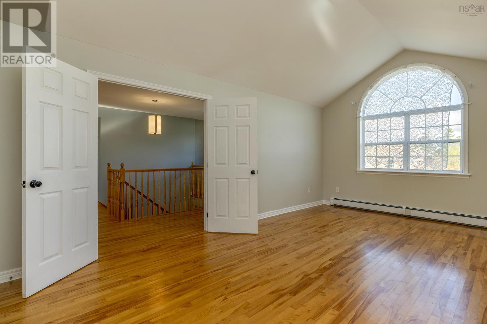 Property 18 of 42 of 246 Langbrae Drive