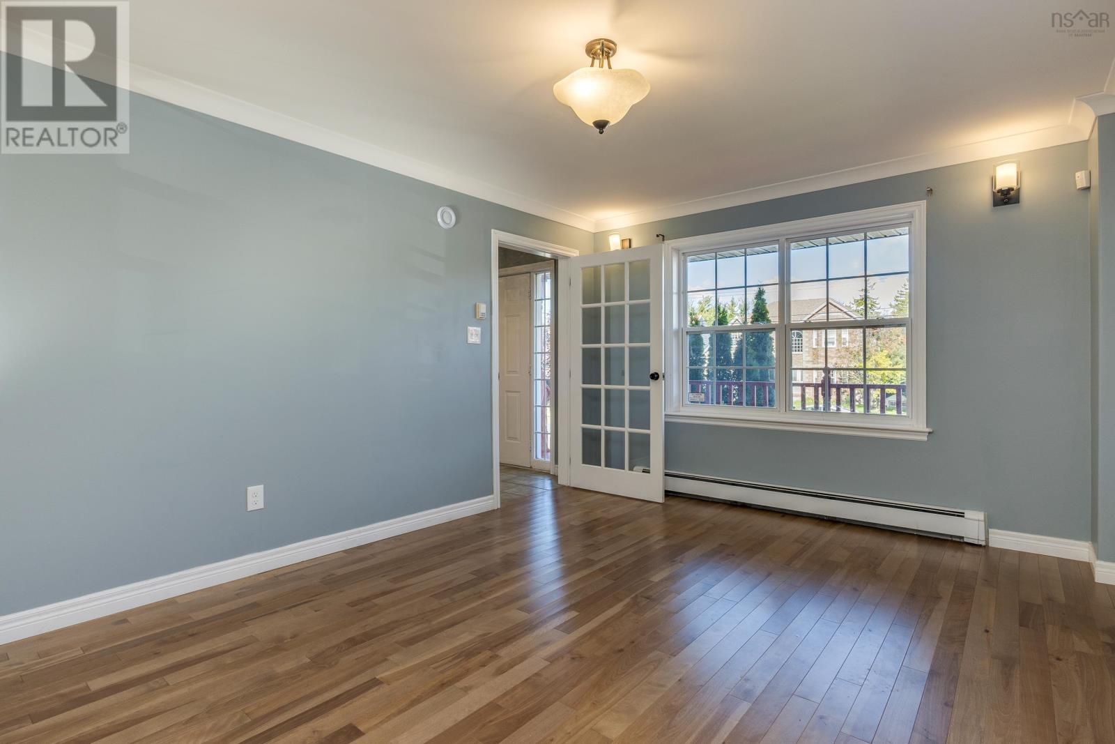 Property 5 of 42 of 246 Langbrae Drive