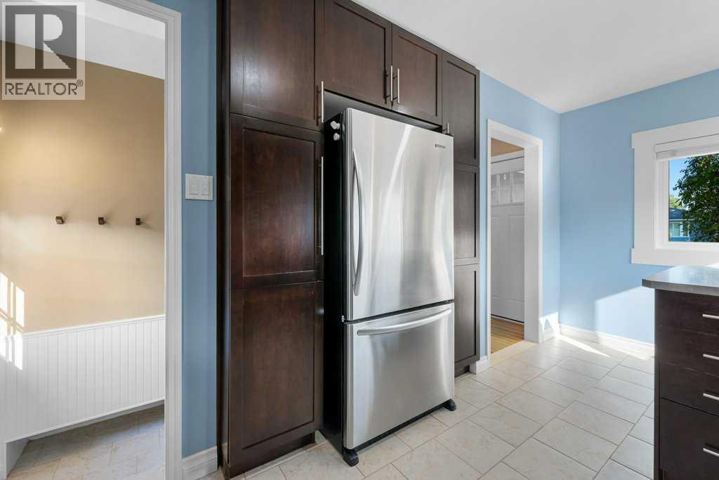 Single Family House Bungalow for Sale in   Avenue NE Renfrew Calgary 