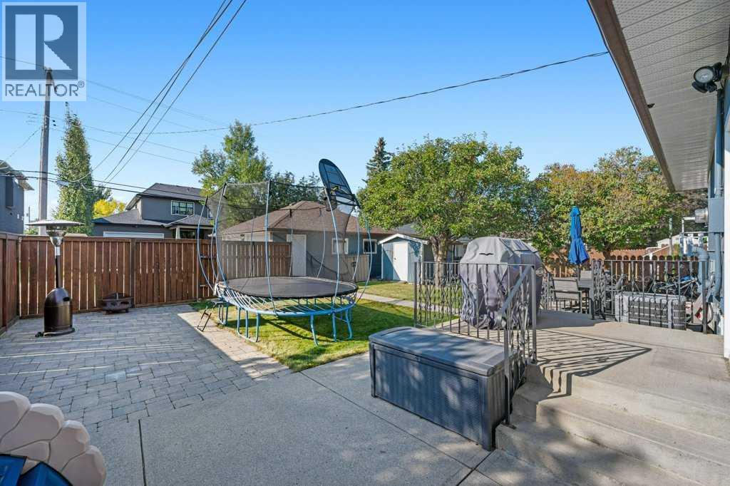Single Family House Bungalow for Sale in   Avenue NE Renfrew Calgary 