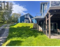 22 Lakeside Drive thumbnail 10