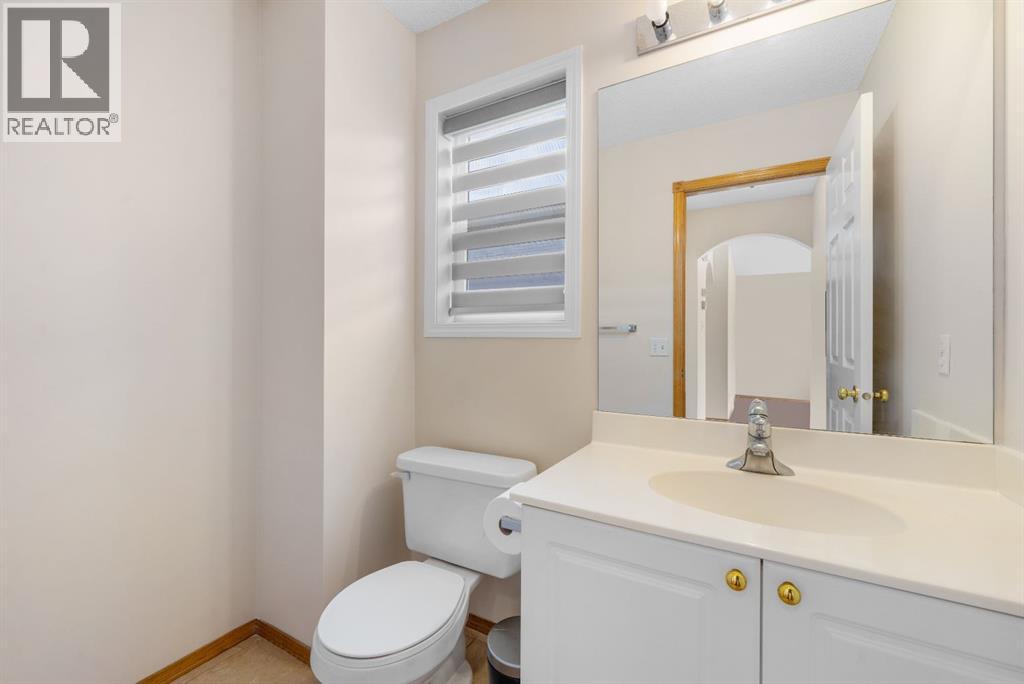Single Family House for Sale in  Taracove Crescent NE Taradale Calgary 