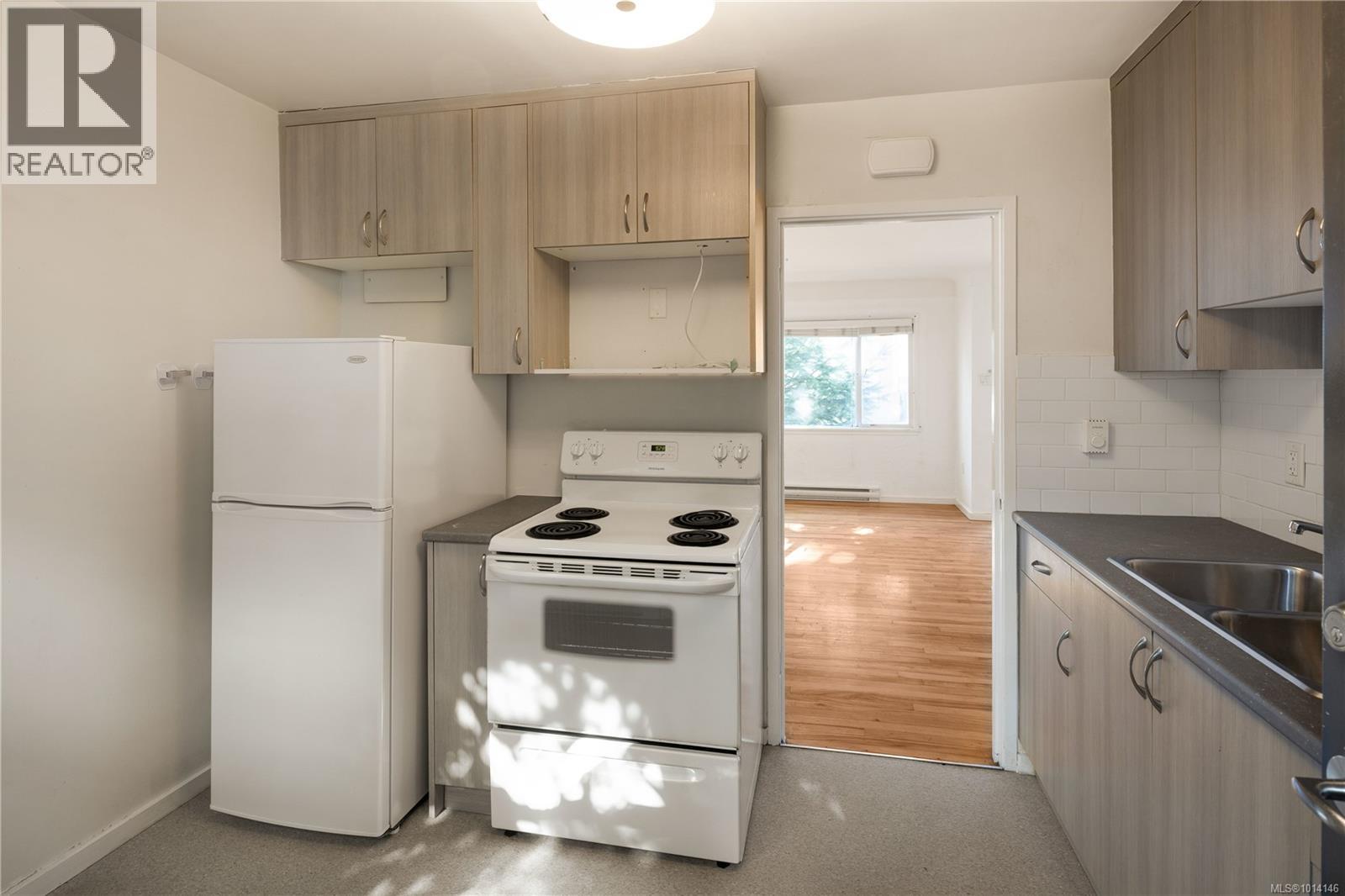 1502-1508 Davie St, Victoria