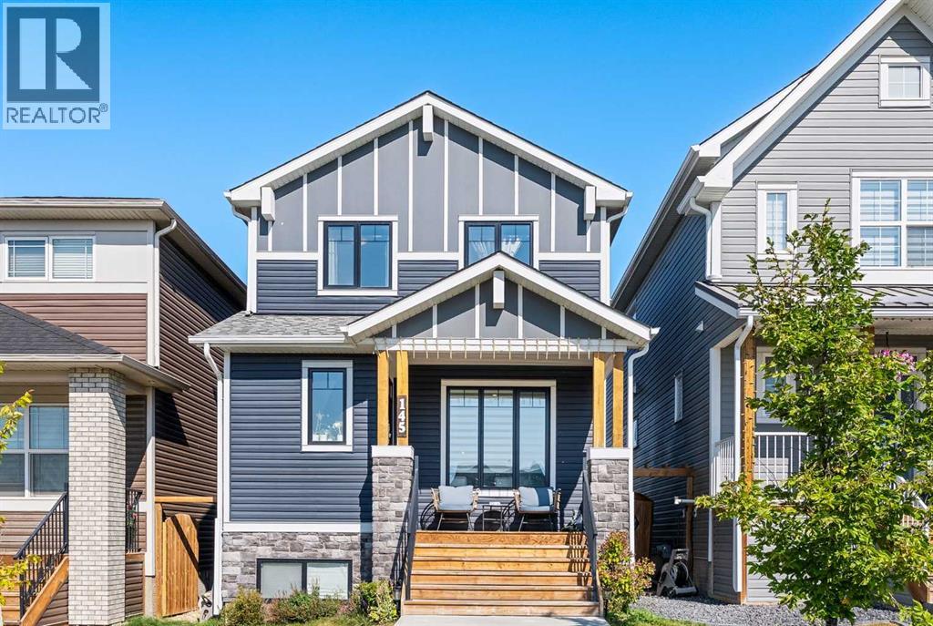 Single Family House for Sale in  Lucas Crescent NW Livingston Calgary 