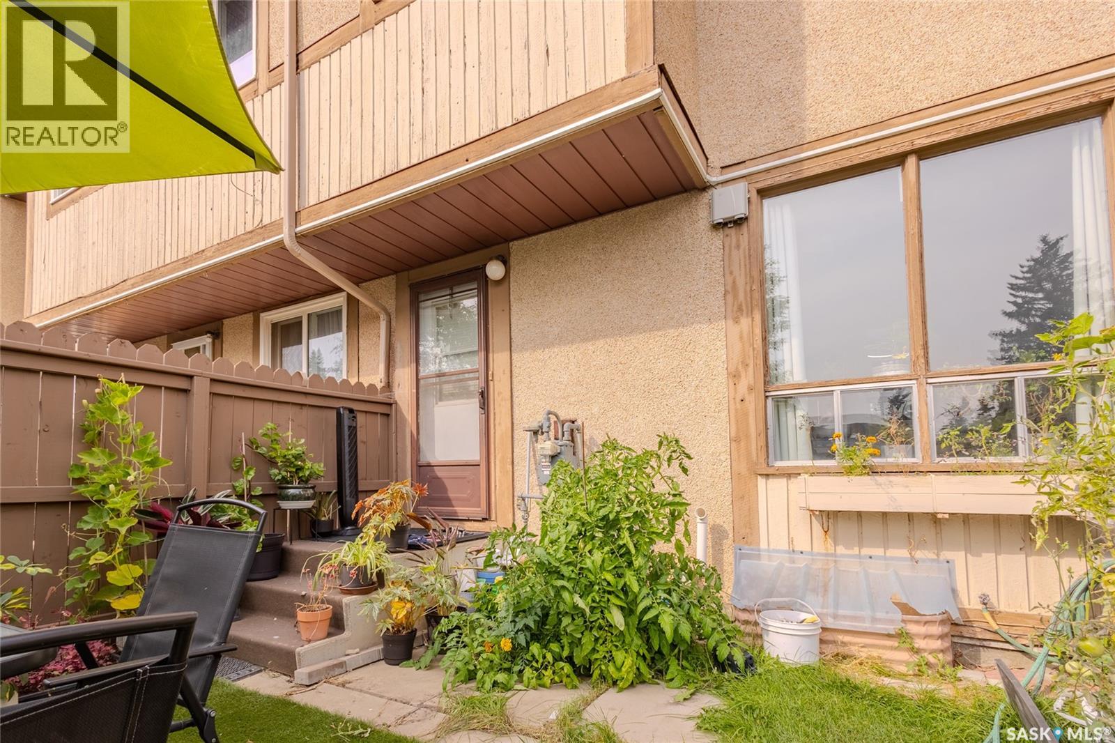 Single Family House for Sale in   McKercher DRIVE Saskatoon 