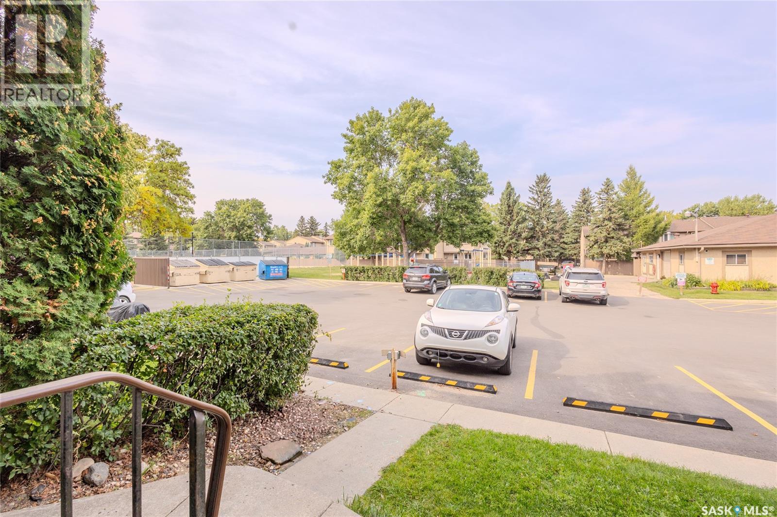 Single Family House for Sale in   McKercher DRIVE Saskatoon 