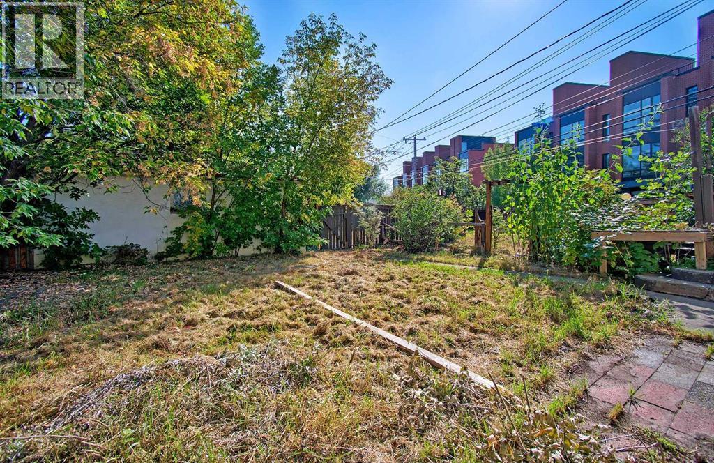 Single Family House Bungalow for Sale in   Street NW Parkdale Calgary 