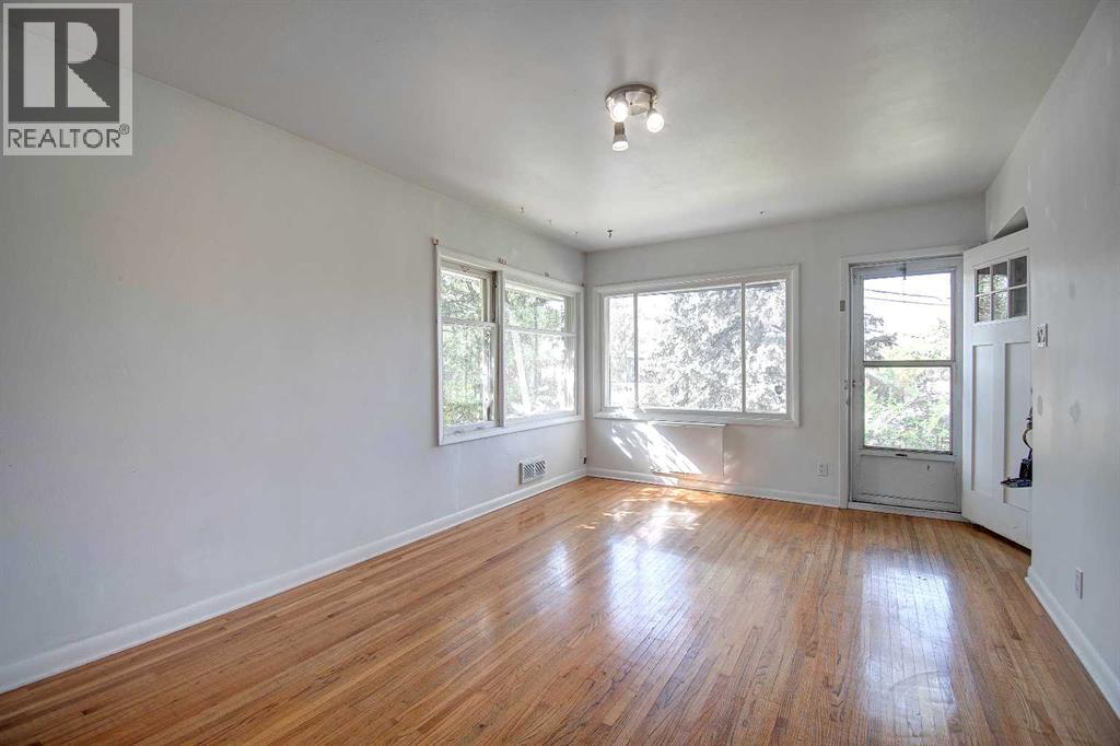 Single Family House Bungalow for Sale in   Street NW Parkdale Calgary 