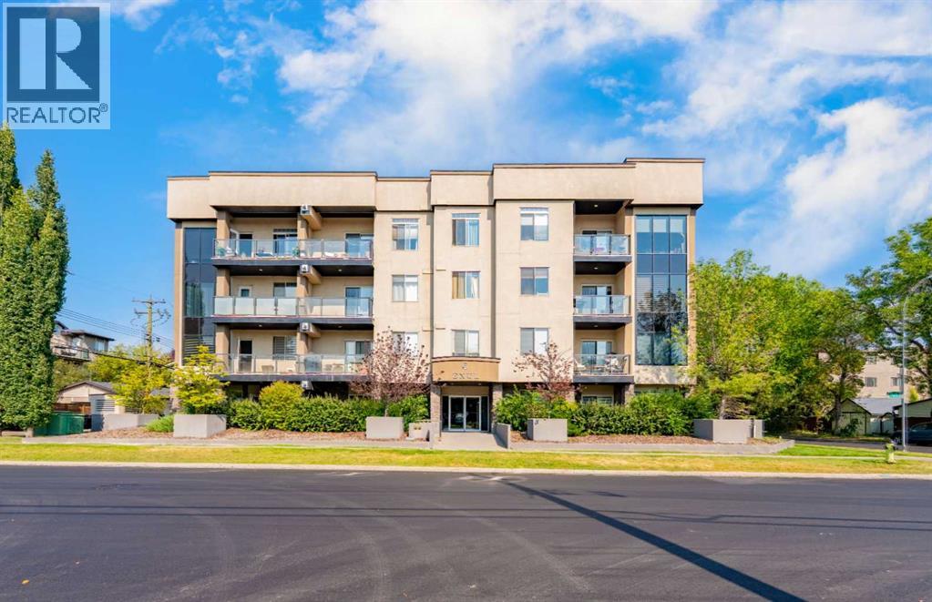 Single Family House for Sale in    Avenue NE Renfrew Calgary 