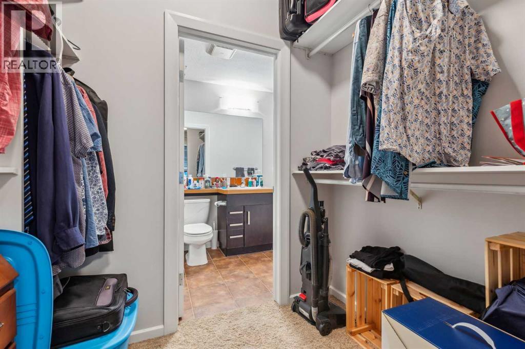Single Family House for Sale in    Street SE Beltline Calgary 