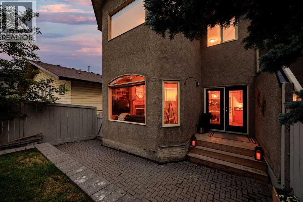 Single Family House for Sale in   Avenue NW West Hillhurst Calgary 