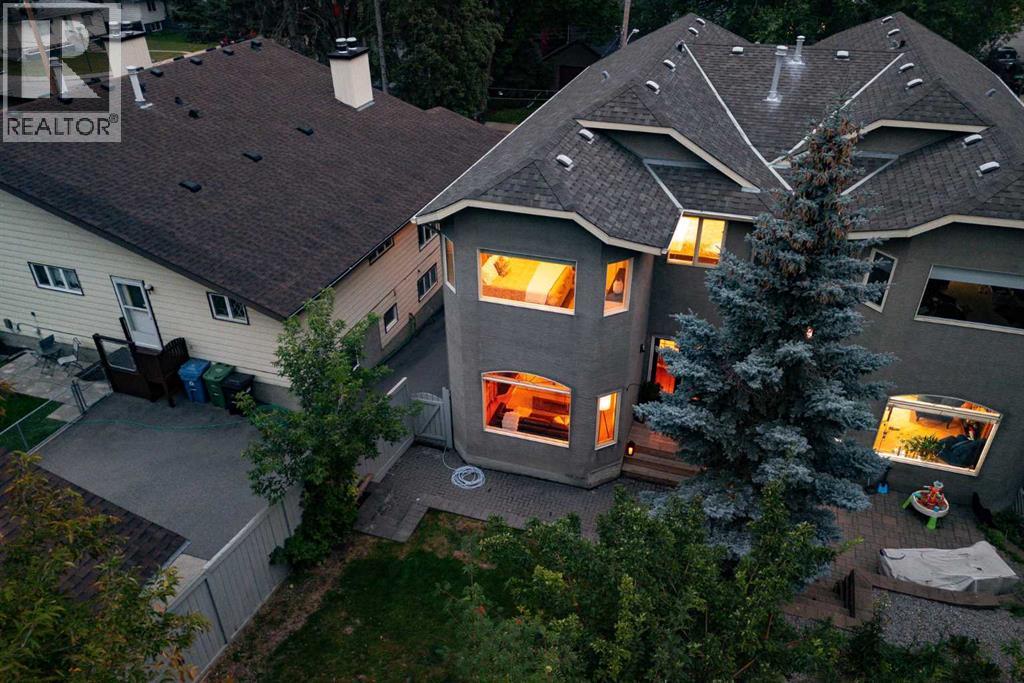 Single Family House for Sale in   Avenue NW West Hillhurst Calgary 