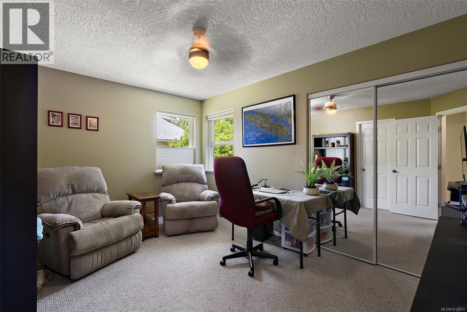 3224 Hillwood Rd, Duncan