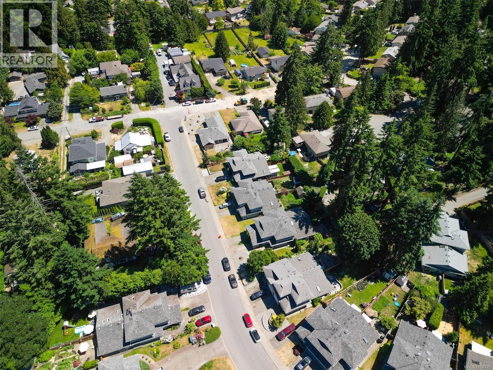 3224 Hillwood Rd, Duncan