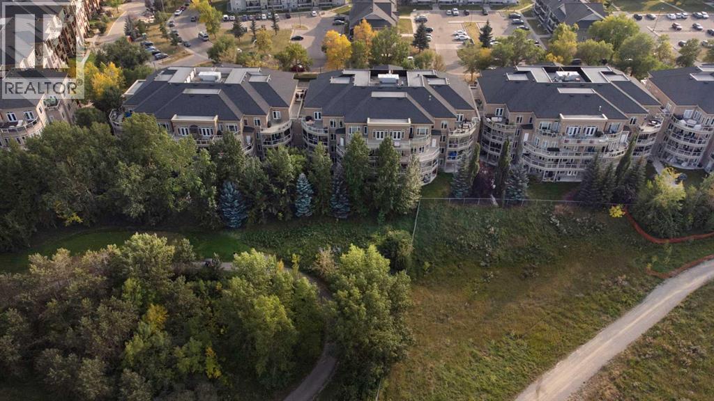 Single Family House for Sale in   Hemlock Crescent Spruce Cliff Calgary 