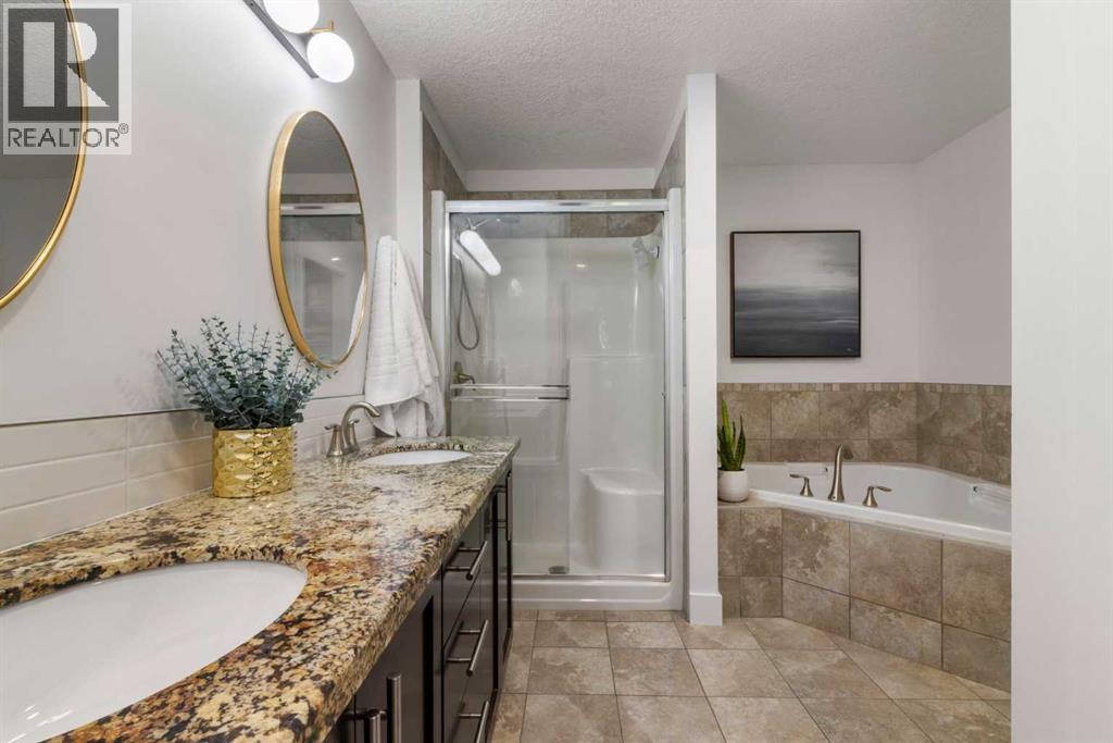Single Family House for Sale in   Hemlock Crescent Spruce Cliff Calgary 
