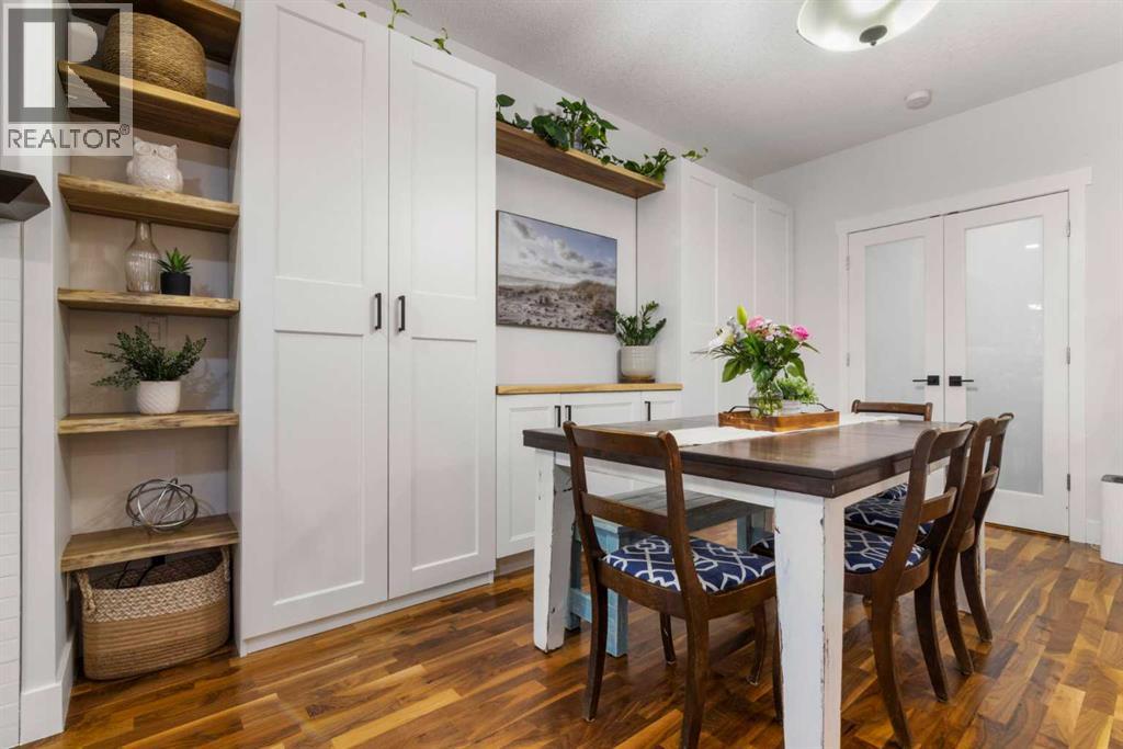 Single Family House for Sale in   Hemlock Crescent Spruce Cliff Calgary 