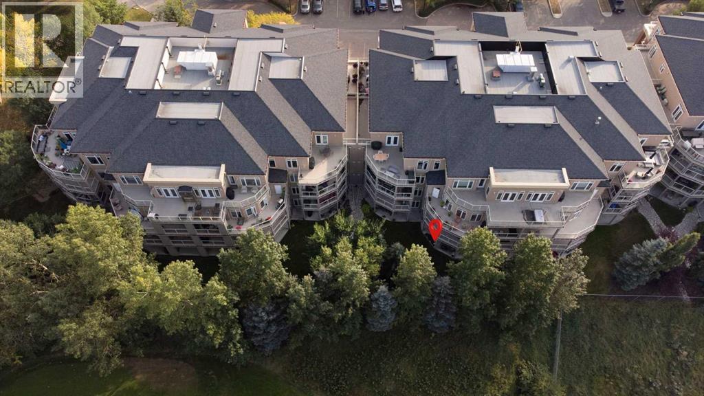 Single Family House for Sale in   Hemlock Crescent Spruce Cliff Calgary 
