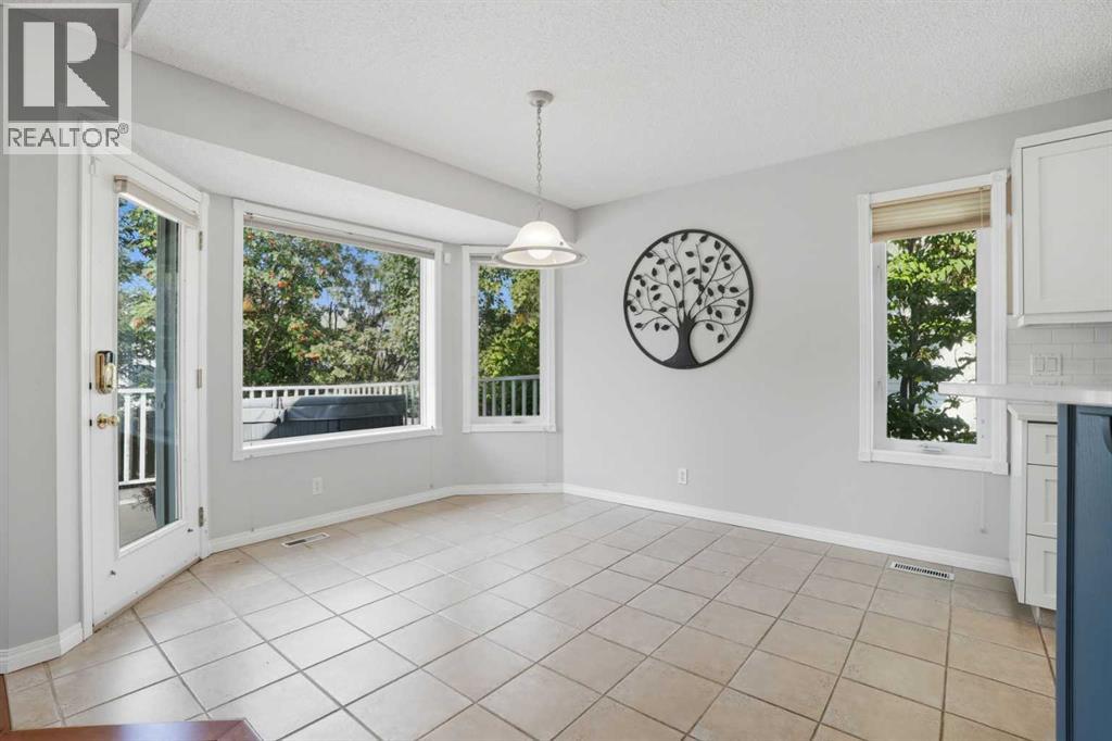 12 Bow Way, Cochrane
